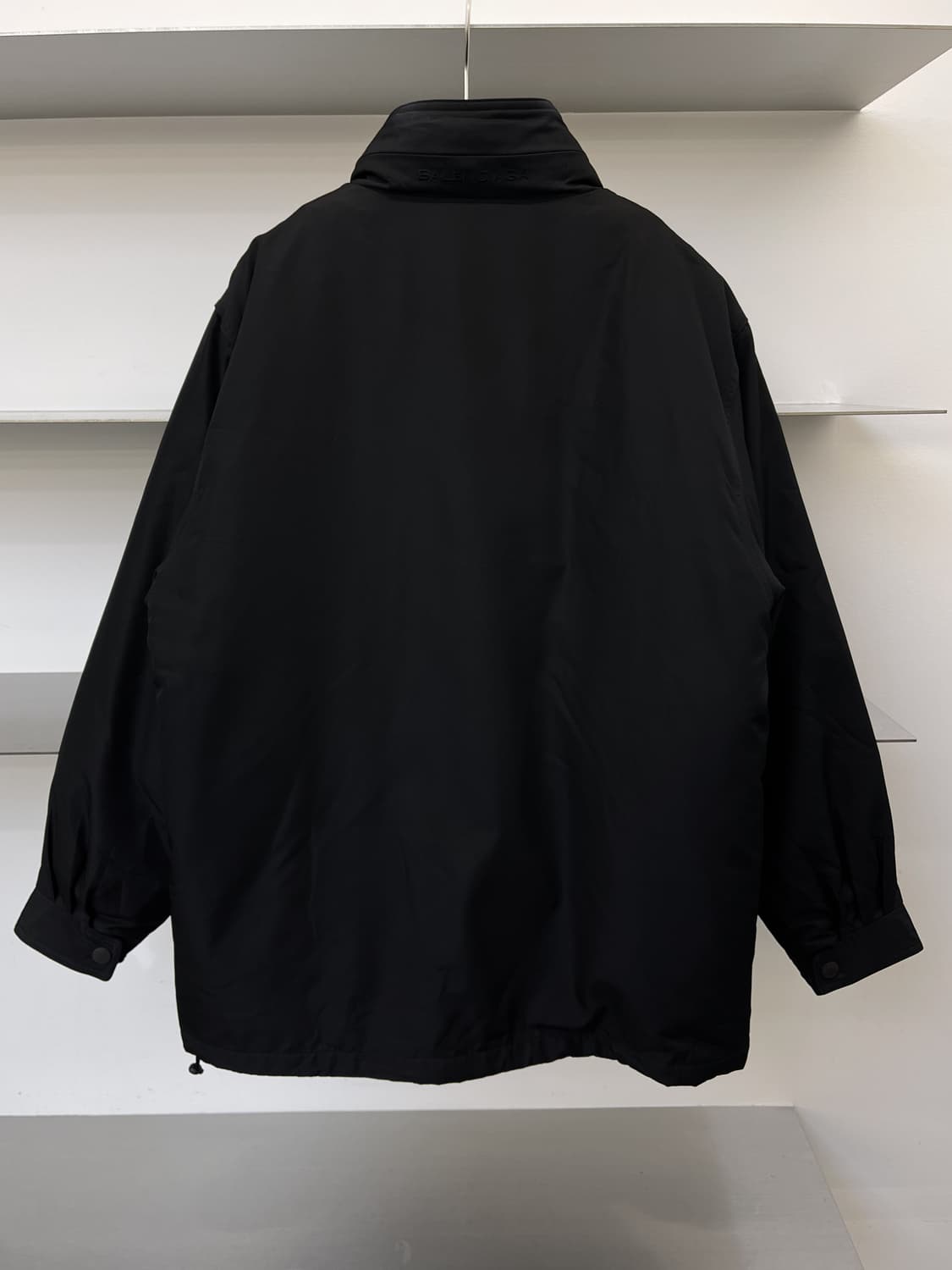 발렌시아가 90s BB 모드 로고 파카 상품이미지4