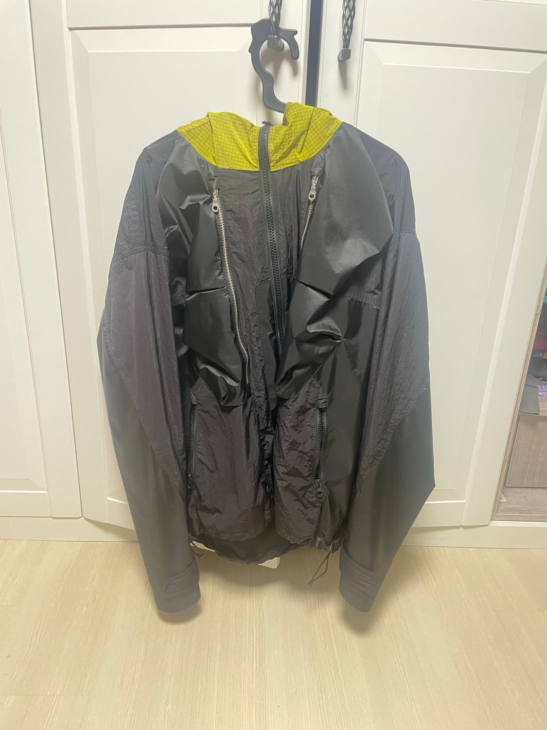 언더마이카 비나두 가슈테인 멀티포켓 쉘파카 상품이미지2