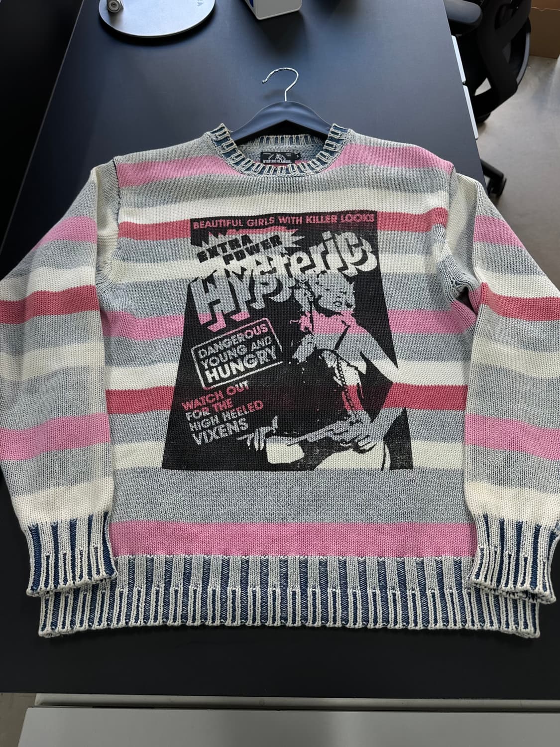 히스테릭글래머 오리지널블루 카툰로고 피그먼트워시드 데님 스트라이프 니트 상품이미지5