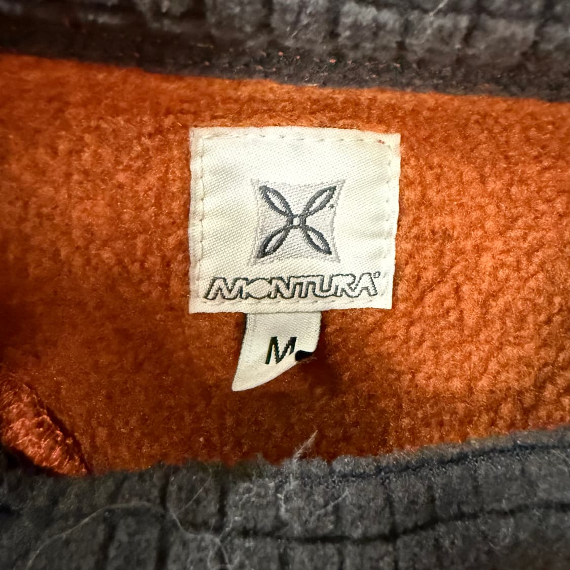 [정품/M] 몬츄라 주황색 하프넥 니트 스웨터 b15 상품이미지5