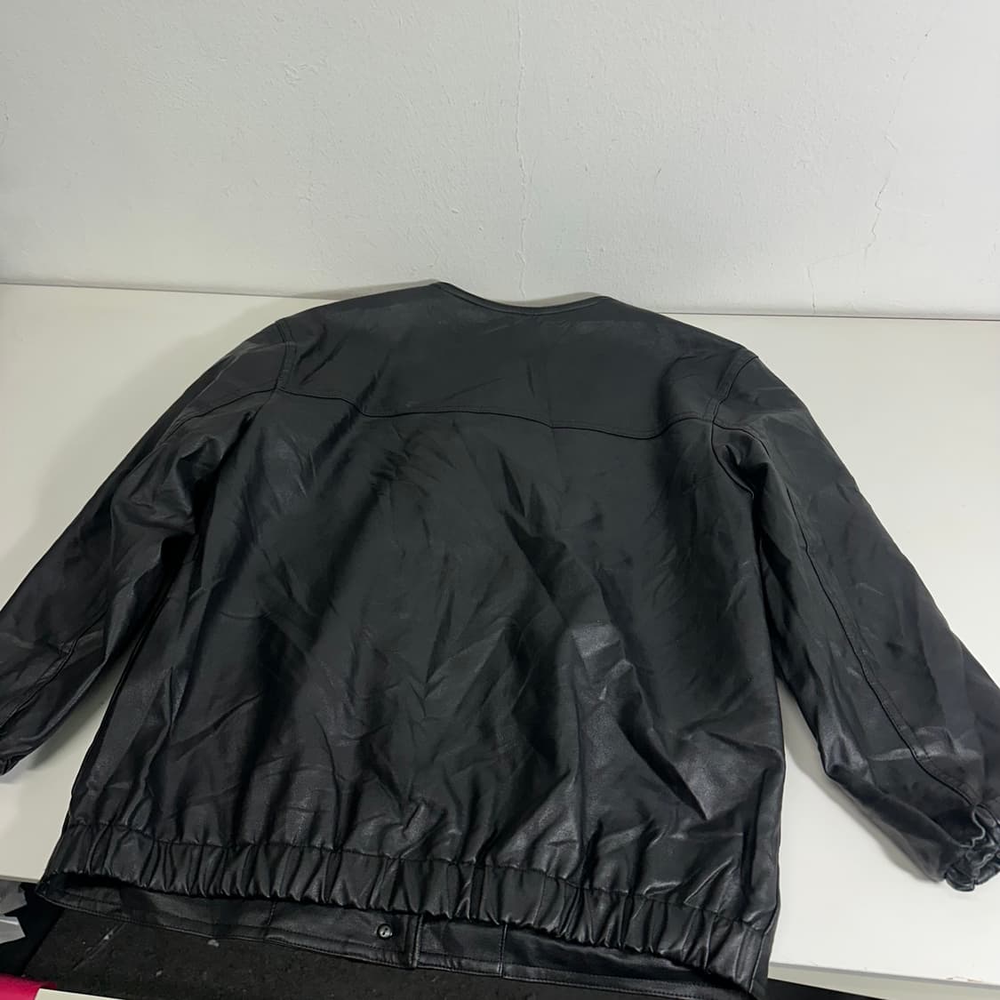 우먼S 시에로 블랙 페이크레더 U넥 가죽자켓 상품이미지5