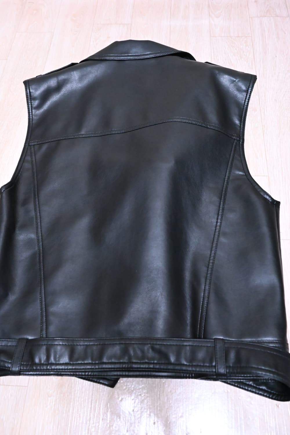 에이징씨씨씨 X 비슬로우 퍼플 레더 베스트 상품이미지5