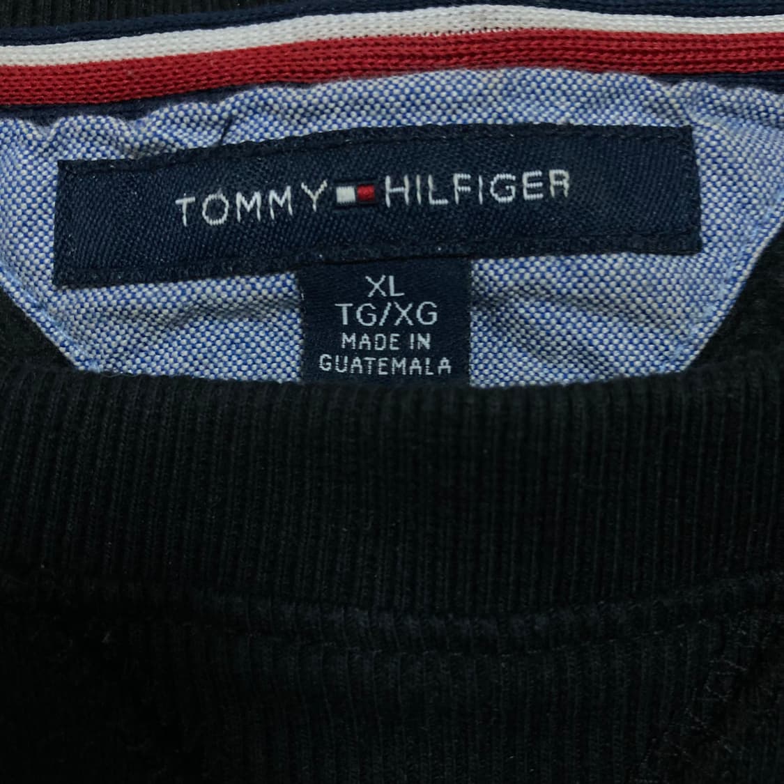 타미힐피거 스펠아웃 로고 블랙 맨투맨 상품이미지3