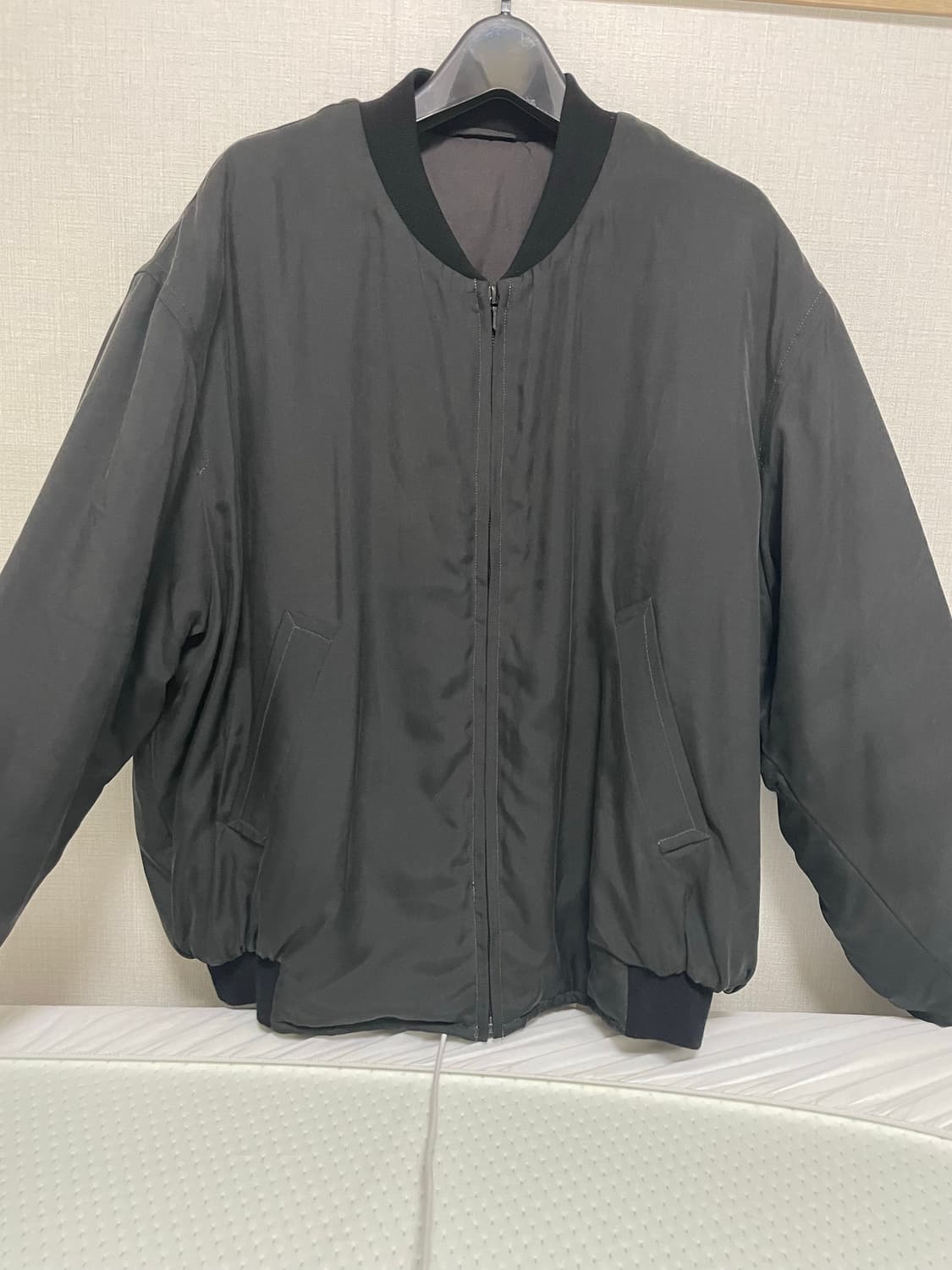 Kaptain Sunshine의 실크 봄버 자켓 40사이즈 상품이미지4