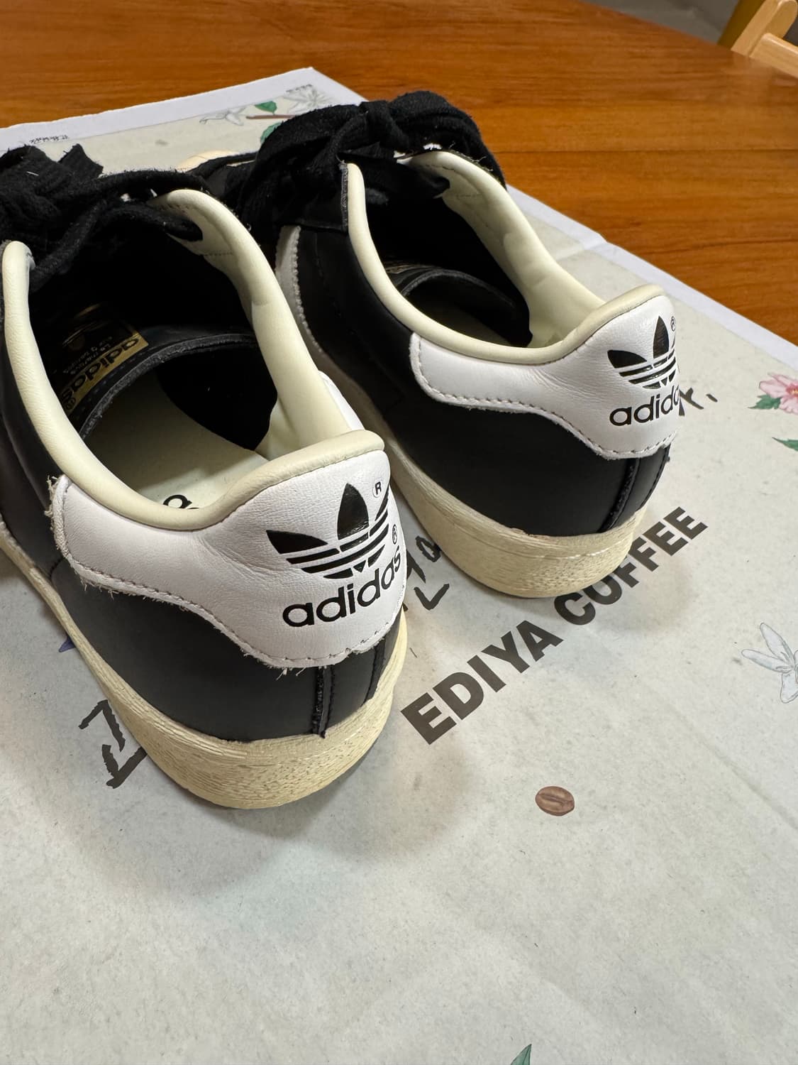 (240)아디다스 슈퍼스타 82 블랙&화이트 상품이미지7