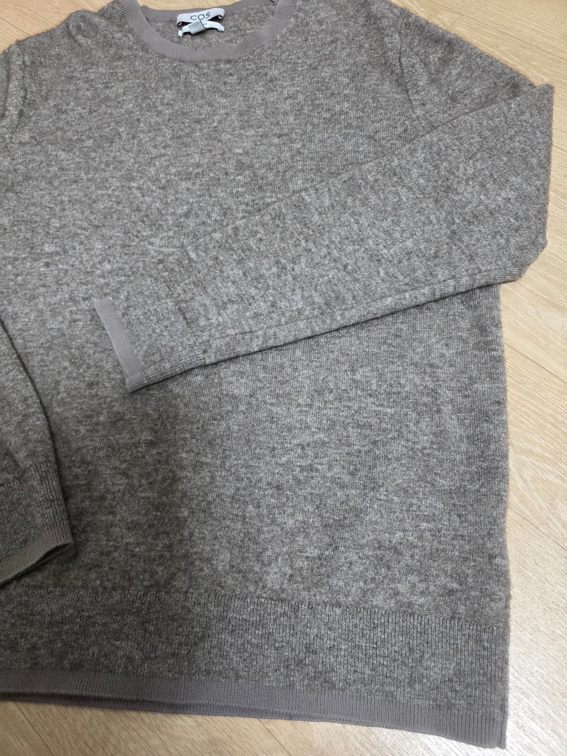 COS 코스 남성 야크울 블렌드 라운드넥 니트 L 상품이미지4