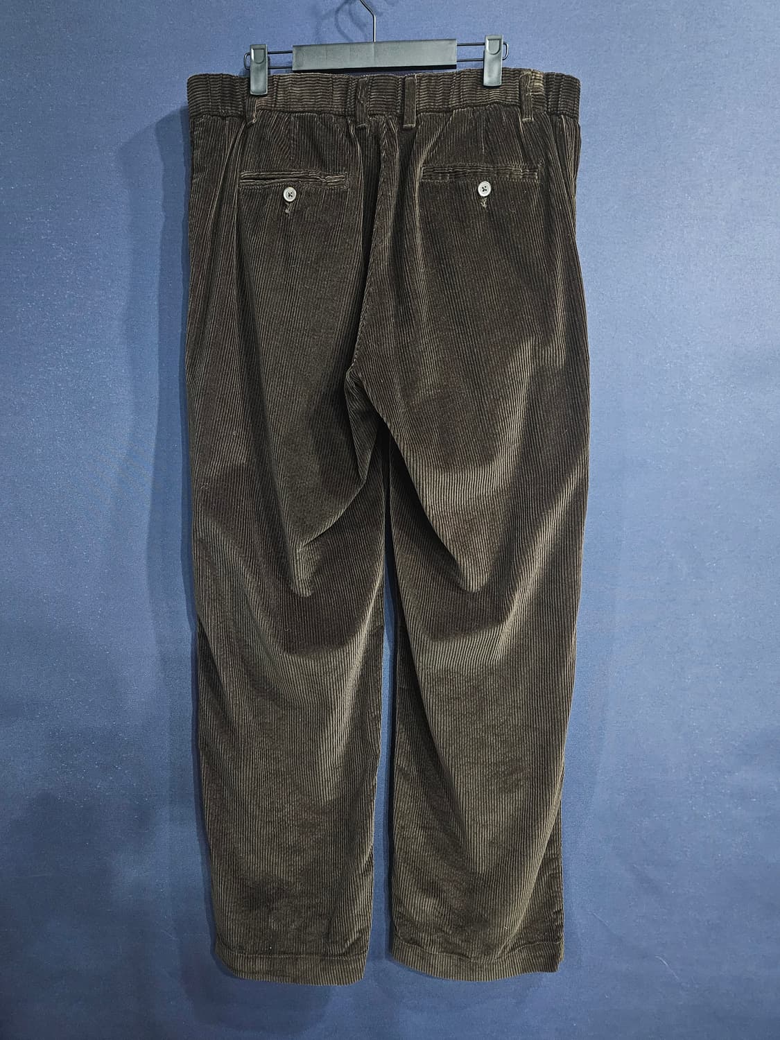 에잇세컨즈 다크브라운컬러 남성 허리 34~35 코듀로이 팬츠  상품이미지2