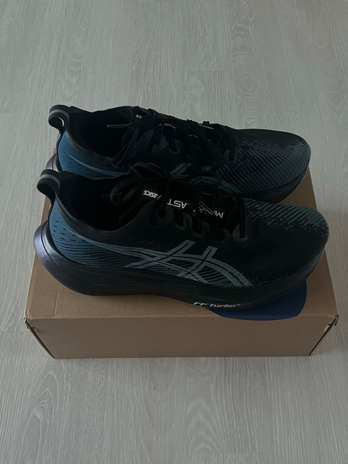 아식스 메가블라스트 블랙 270 상품이미지3