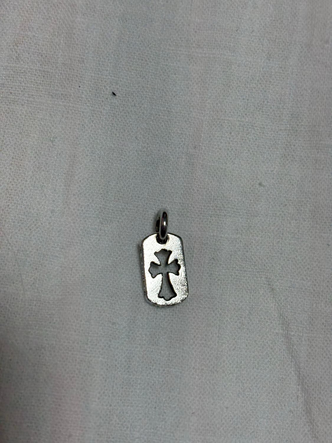 크롬하츠 타이니 크로스 컷아웃 도그택 상품이미지6