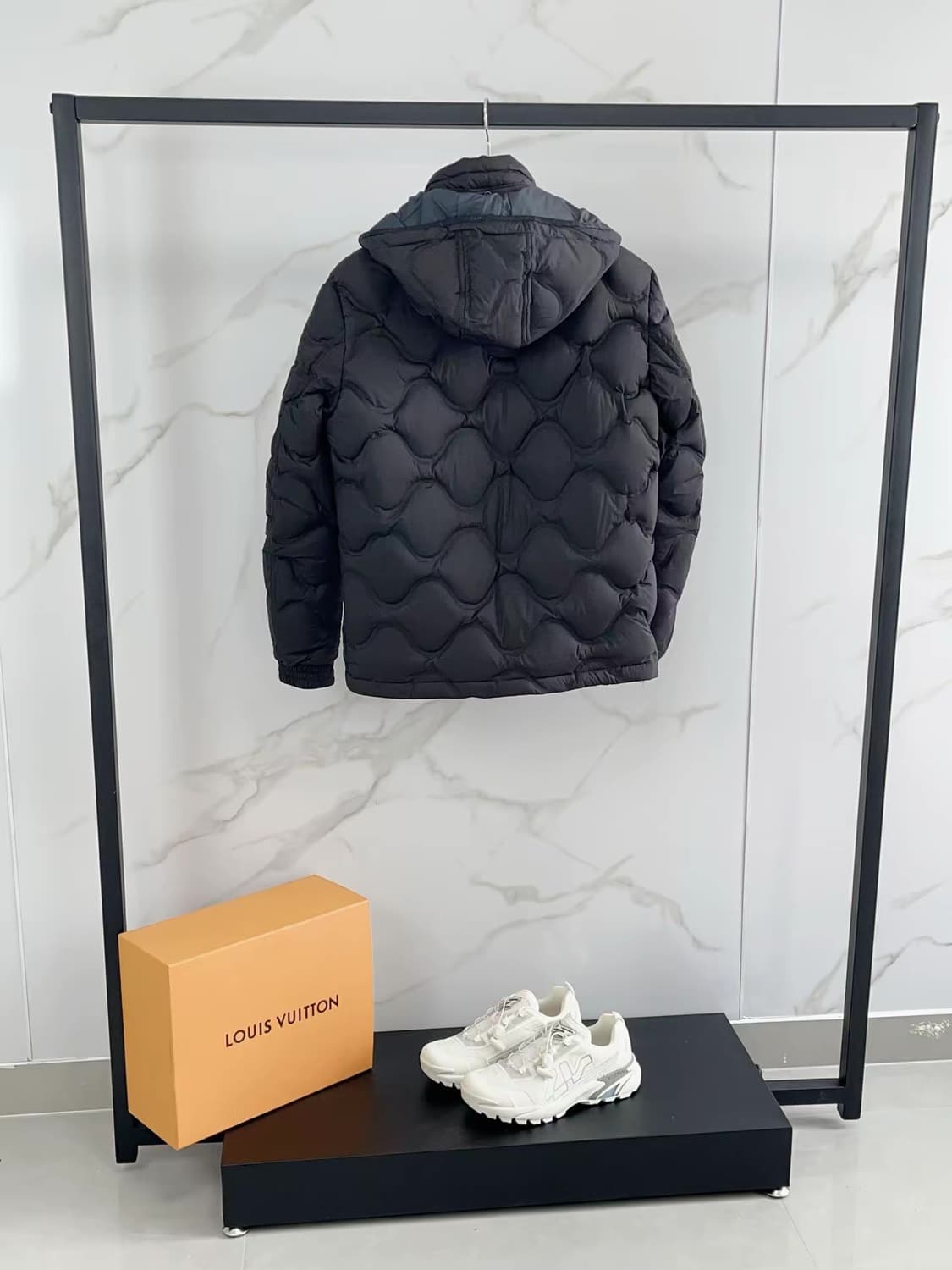 [몽클;레어] 새상품 / 경량패딩 / 4 (약 105 사이즈) 상품이미지2