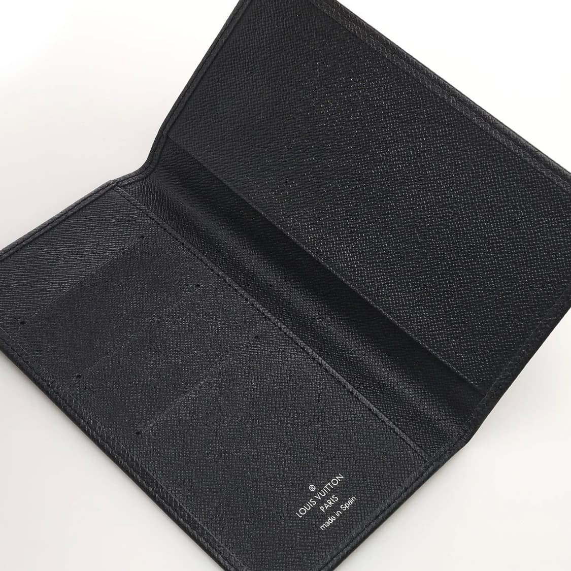 루이비통 타이가 아젠다 장지갑 블랙 상품이미지5