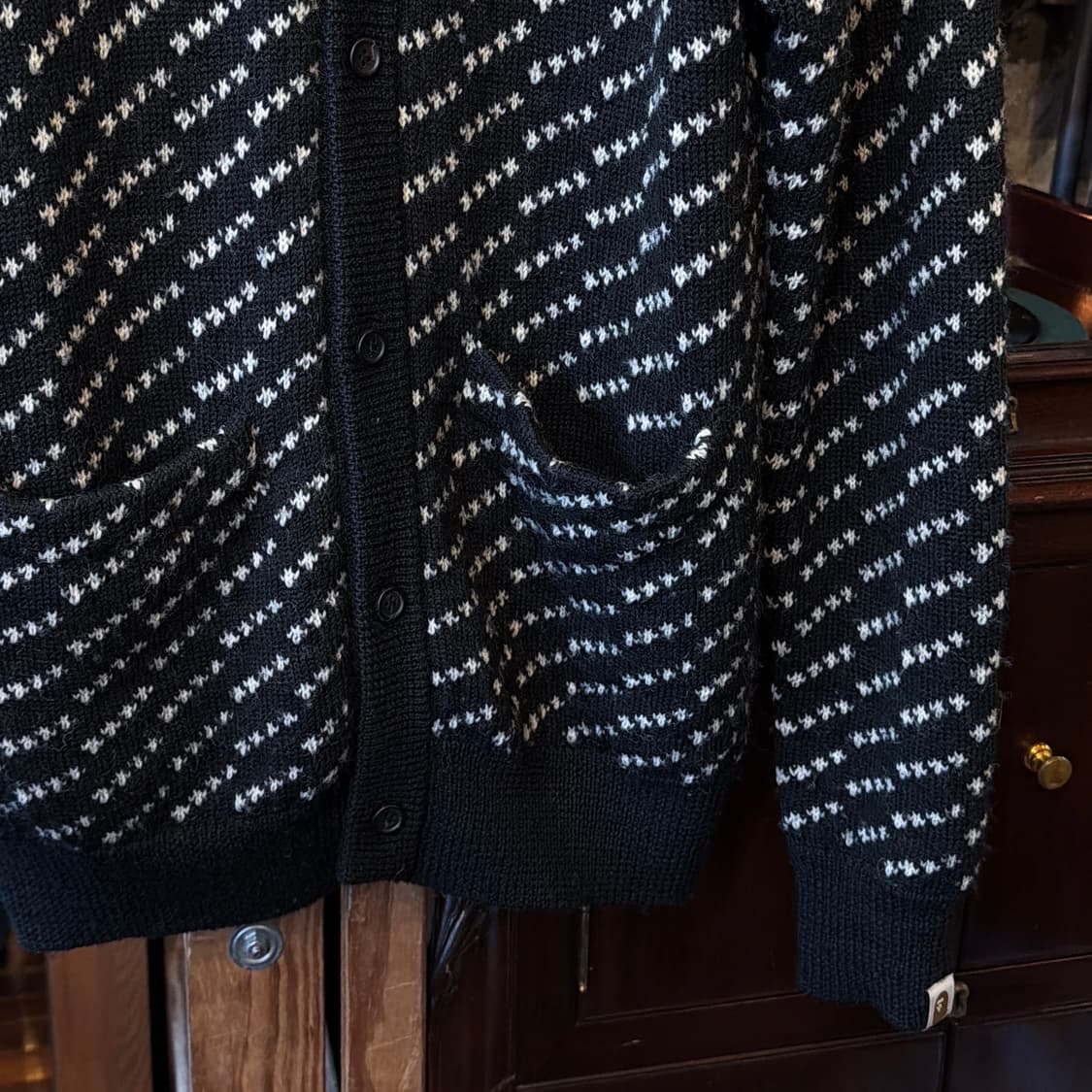 베이프 패턴 울 가디건 상품이미지3