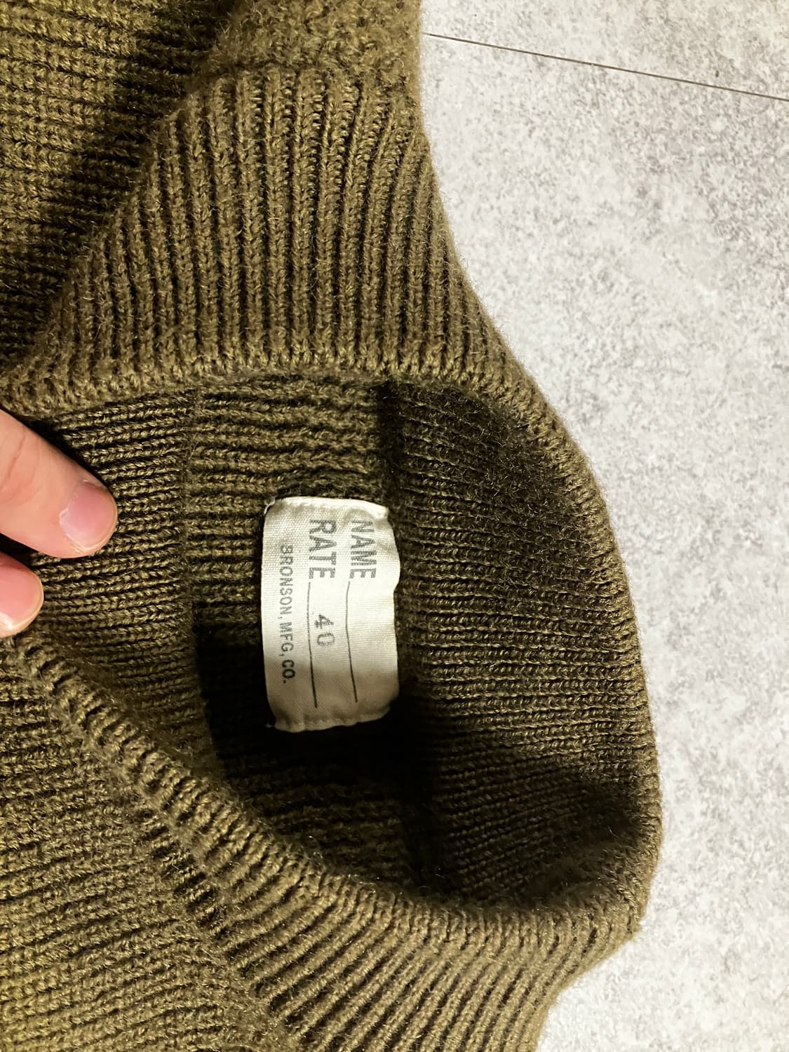 브론슨 USN 울 터틀넥 니트 스웨터 아미그린 40 (미착용) 상품이미지2