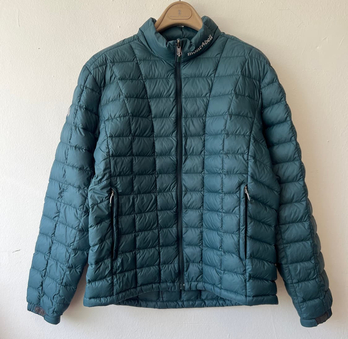 몽벨 남성 그린 구스다운경량패딩 상품이미지1