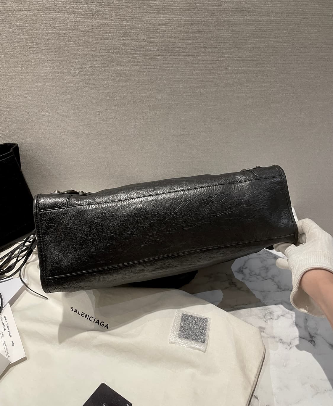 정품 발렌시아가 모터백 미디움 상품이미지5