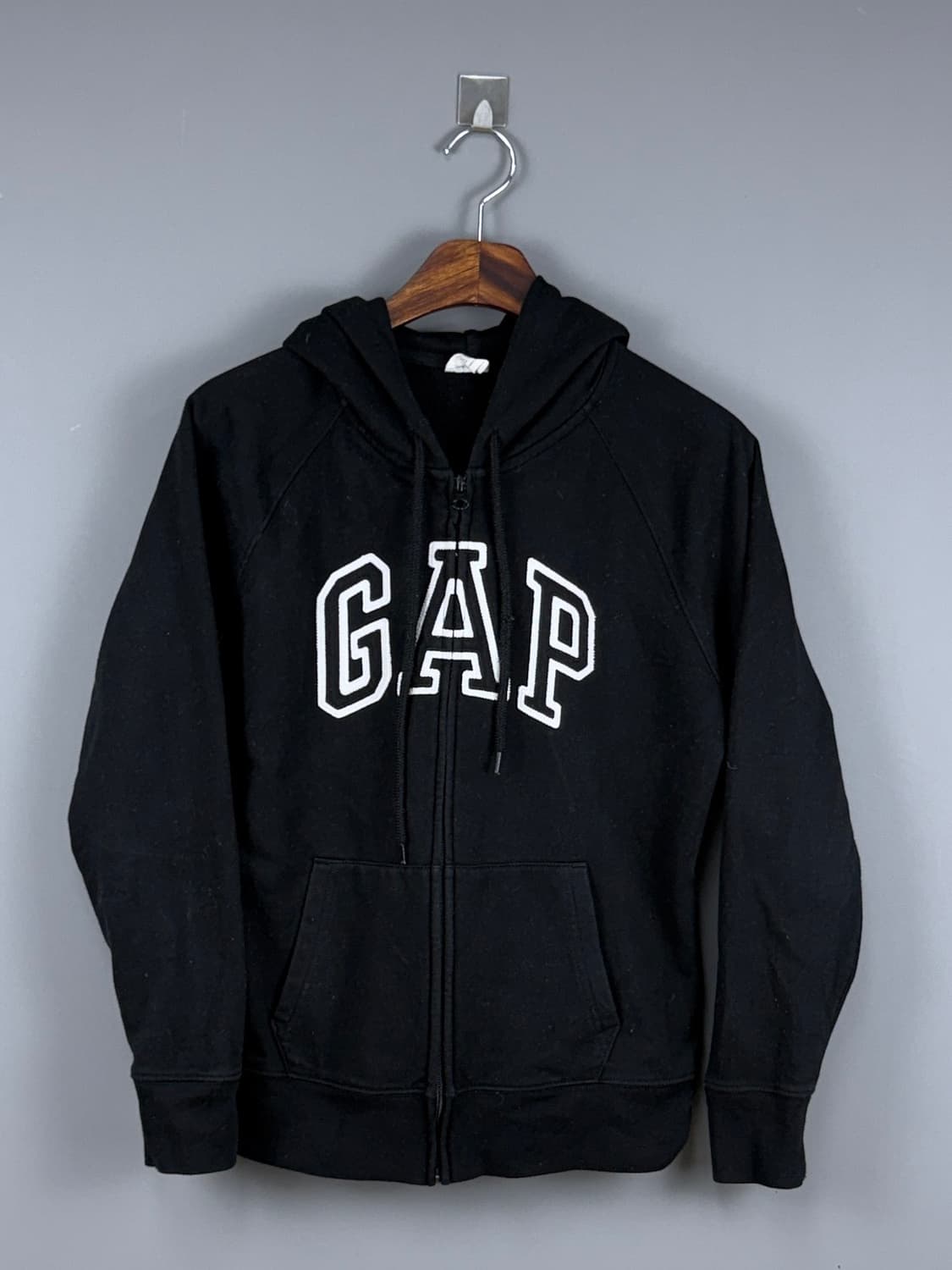 갭 부클로고 후드집업 블랙 E33 상품이미지2