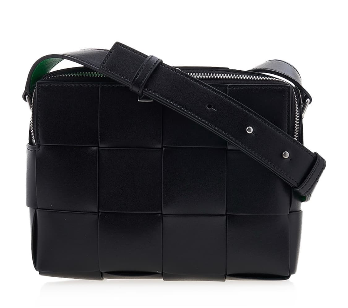 보테가베네타 블랙 패러킷 카세트 카메라 백 730027 V29E0 109 상품이미지4