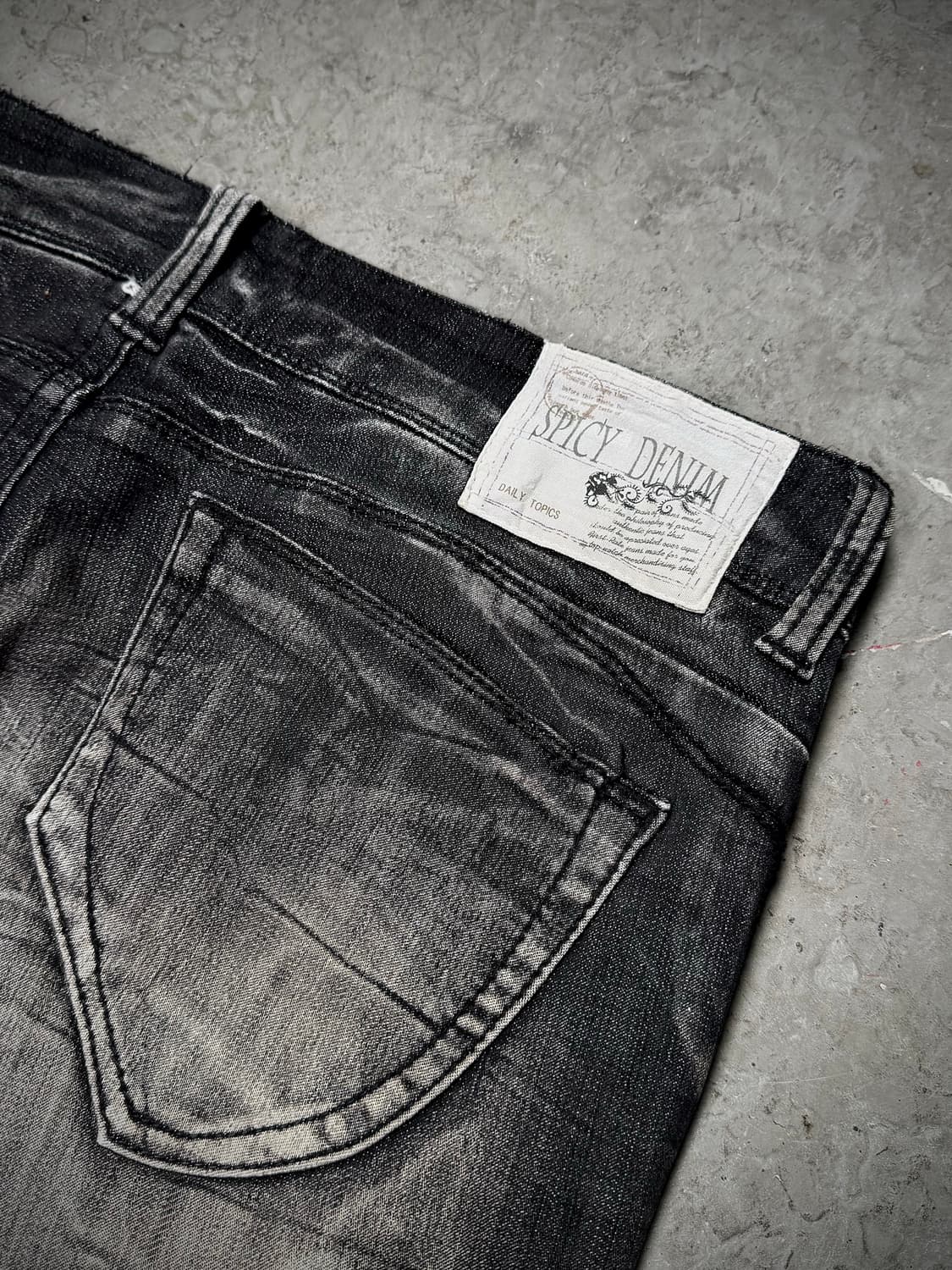 Spicy Denim – Black Wash Denim Pants 상품이미지7