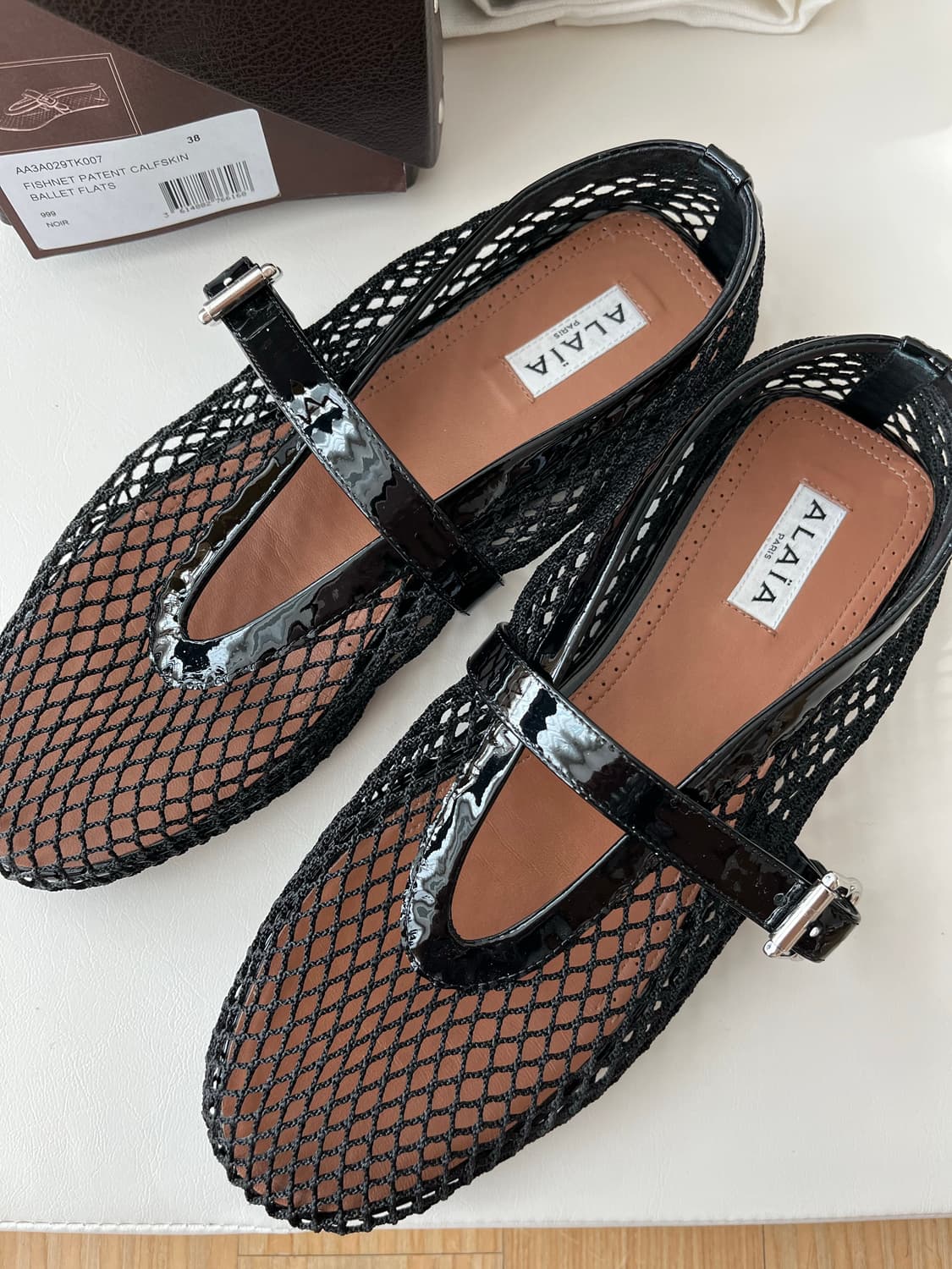 (새상품) 알라이아 피시넷 플랫슈즈 블랙 상품이미지1