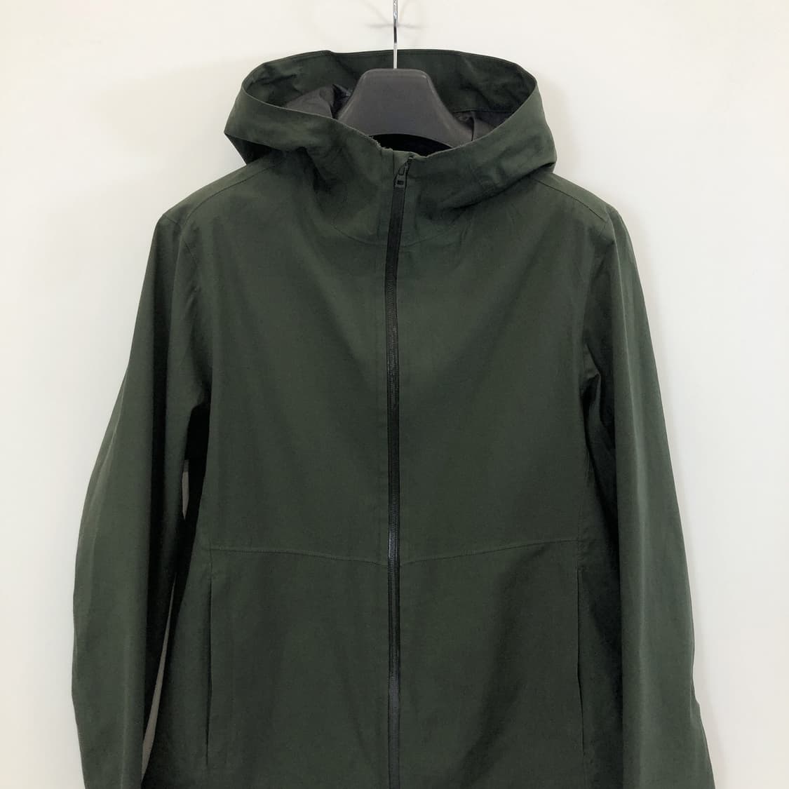 유니클로 블록테크 파카 L  상품이미지2