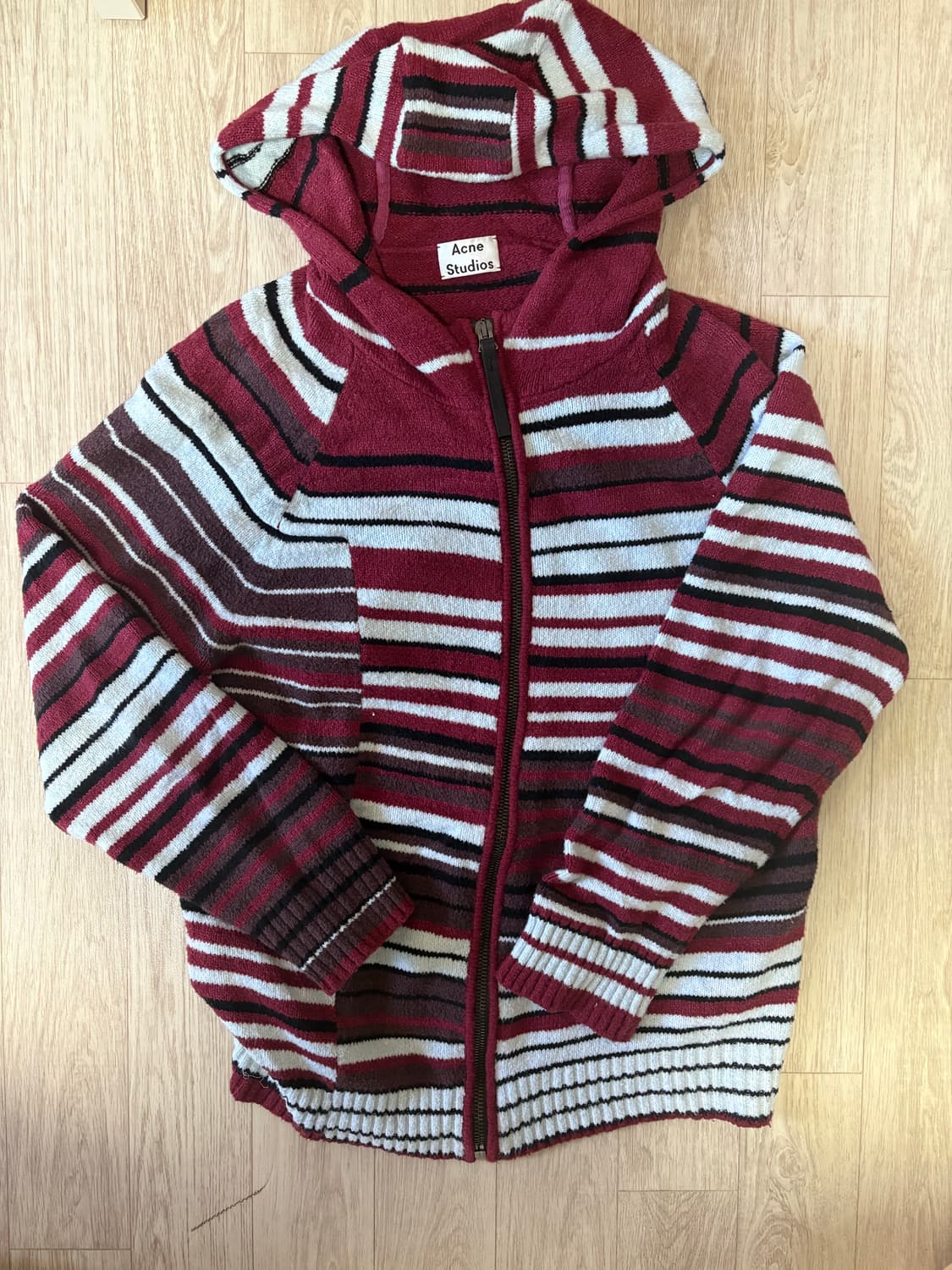 아크네 니트 후드집업 상품이미지3