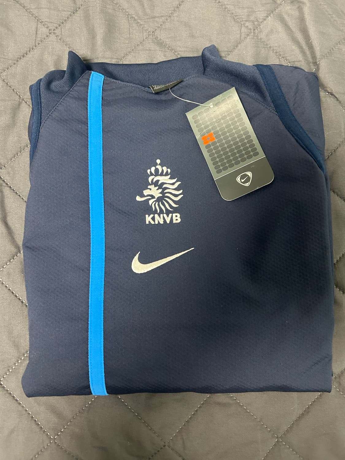 나이키 02/04네덜란드 국가대표 퍼포먼스 쉘탑 상품이미지4