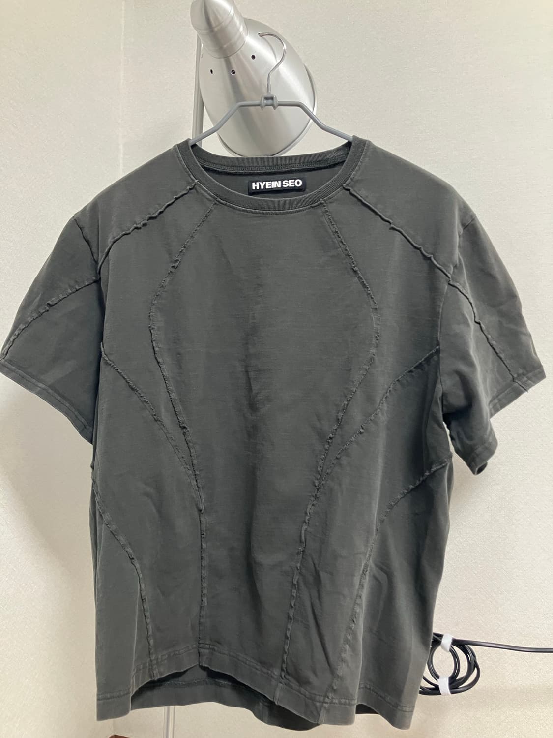 (실측)카키 티셔츠 상품이미지1