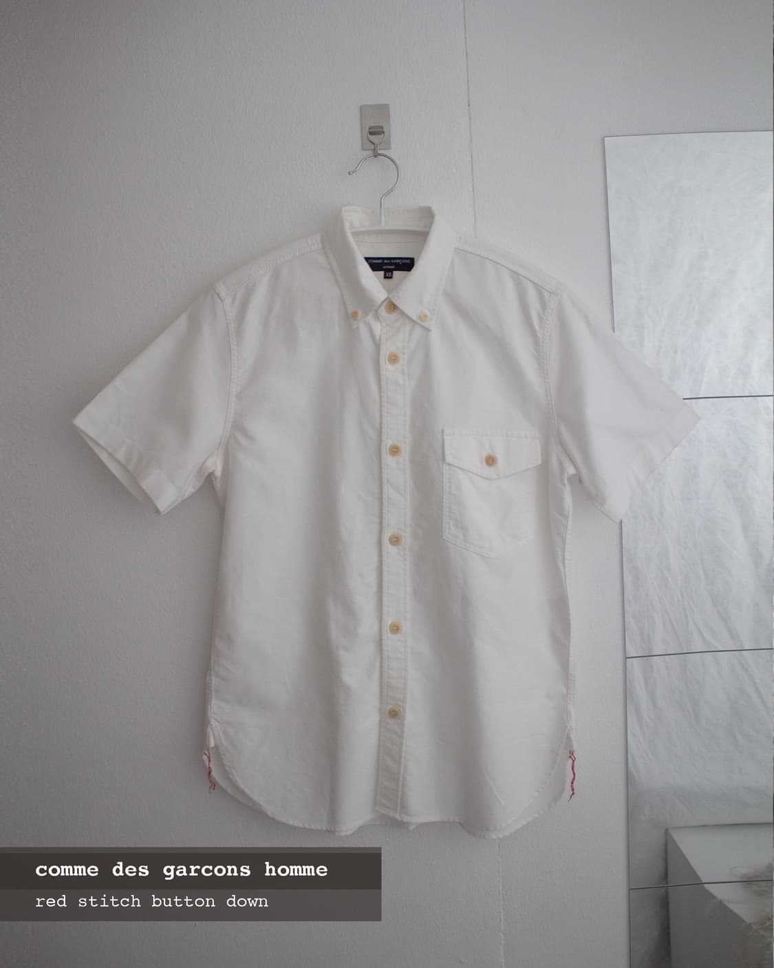 red stitch button down 상품이미지2