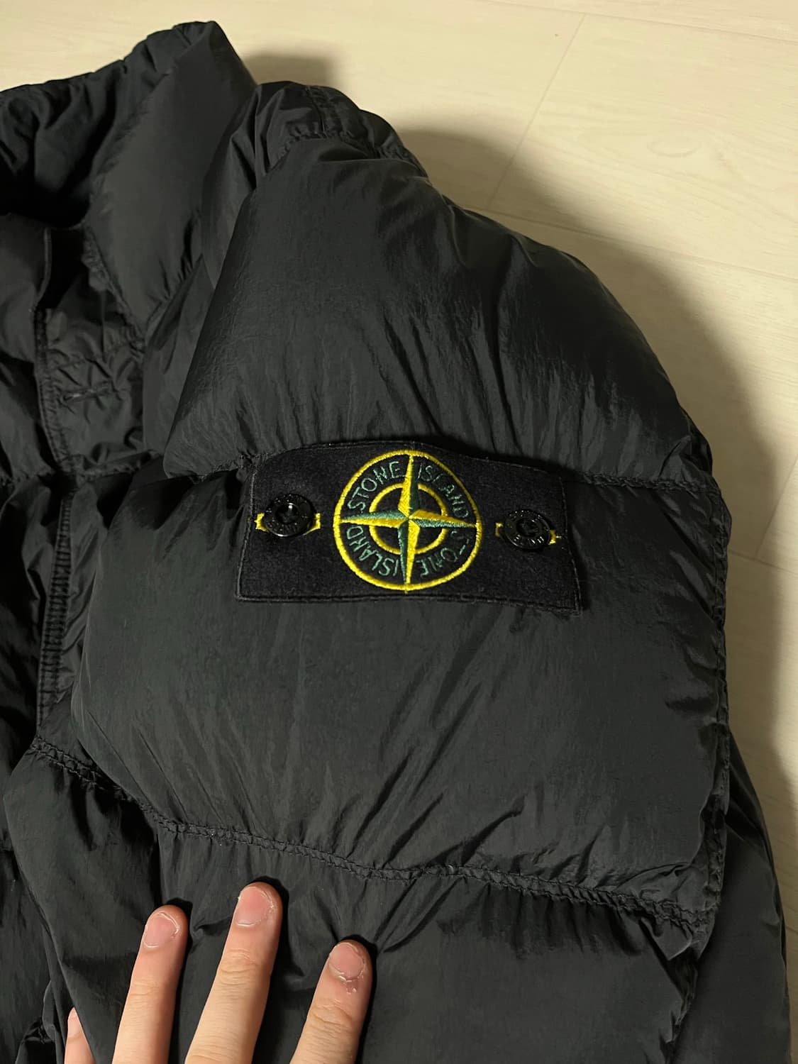 스톤아일랜드 크링클랩스 24fw m사이즈 상품이미지3