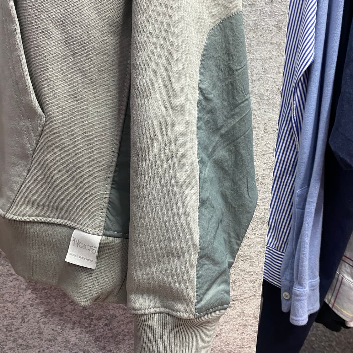 노이스 나일론 패브릭 라이트그레이 그린 믹스 후드티 B4006 상품이미지4