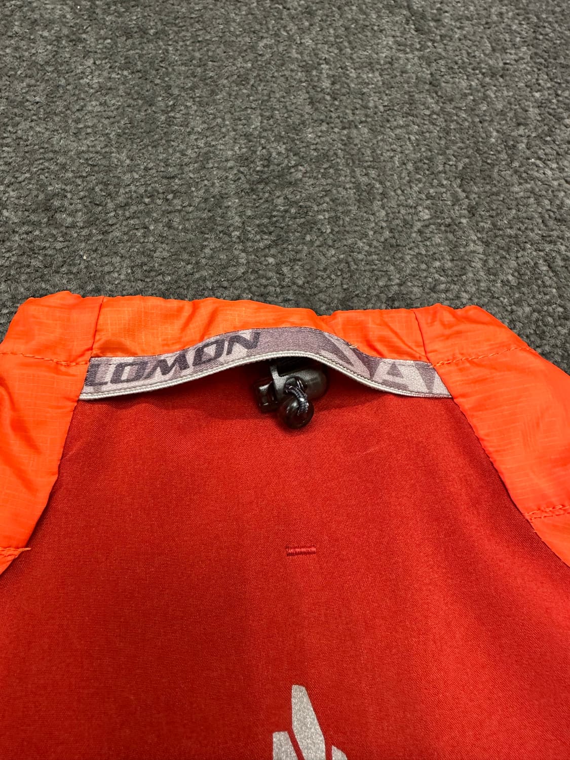 Salomon 오렌지 바람막이 자켓 XL 상품이미지5