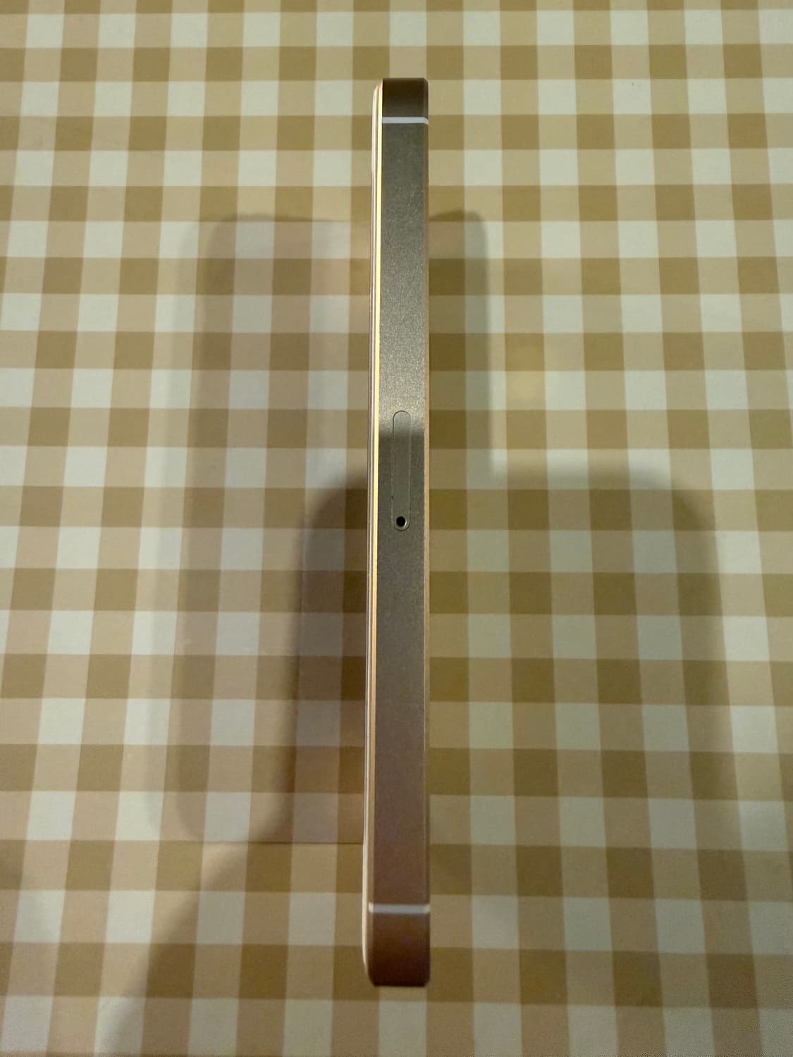 아이폰 SE 1세대 128GB 골드 상품이미지4