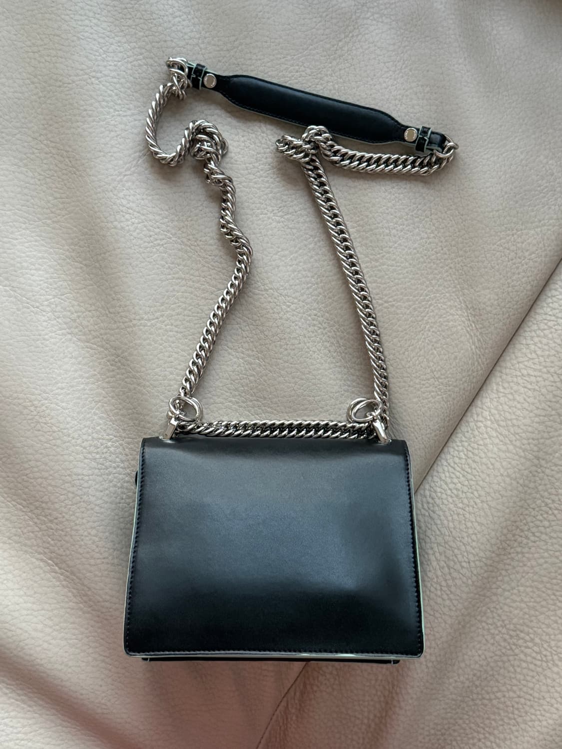 [정가215] 펜디 칸아이 스몰백 - 민트 스터드 에디션 가방 상품이미지3