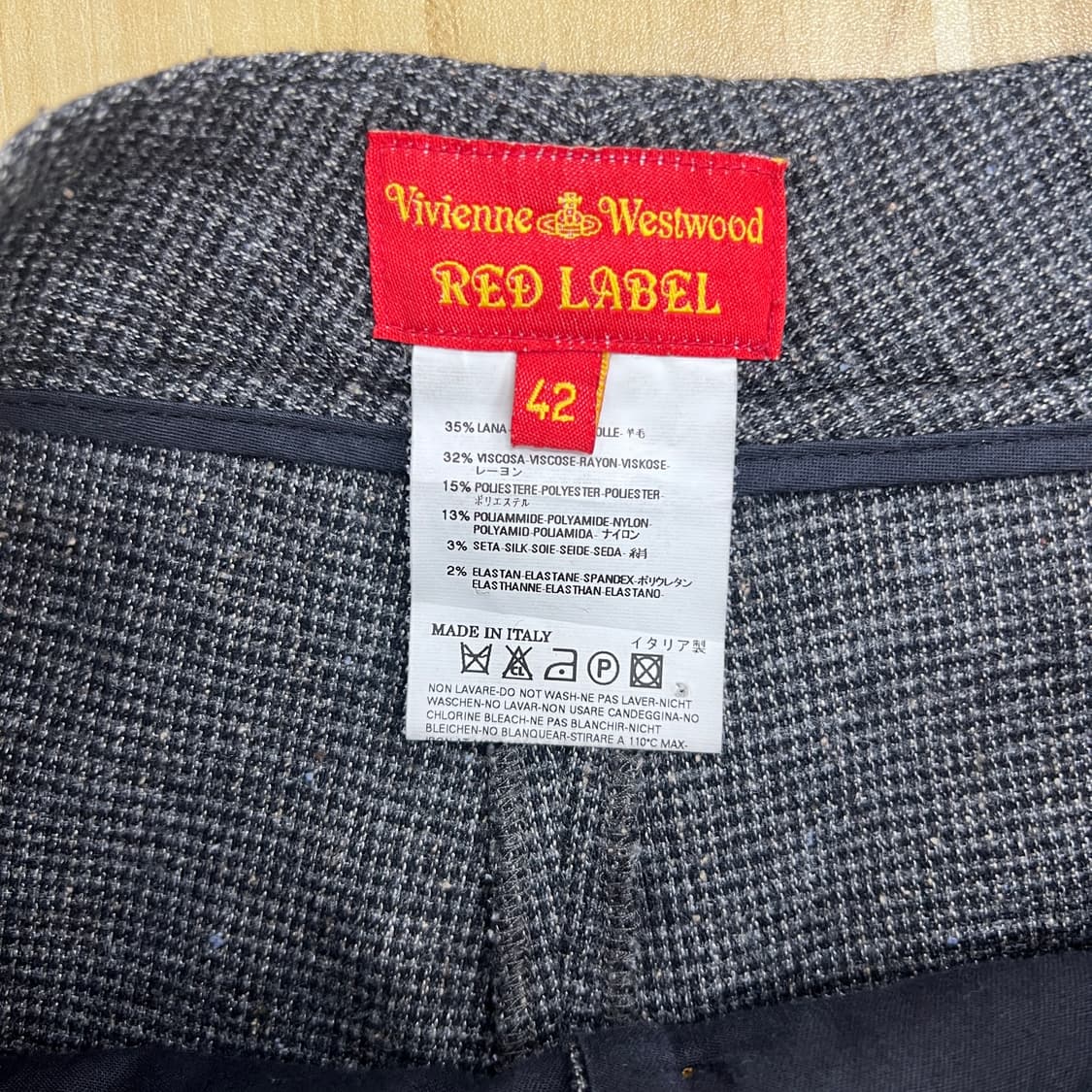 비비안 웨스트우드 레드라벨 체크 울 랩 버튼 숏팬츠 42 상품이미지3