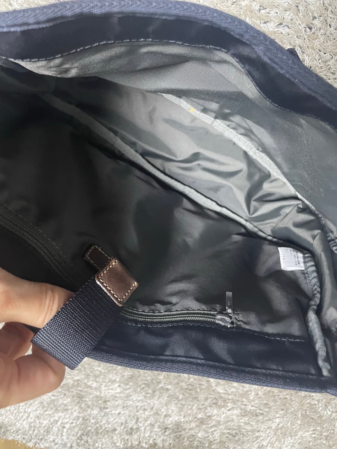 일본브랜드 사자비 가죽 나일론 크로스백 상품이미지4