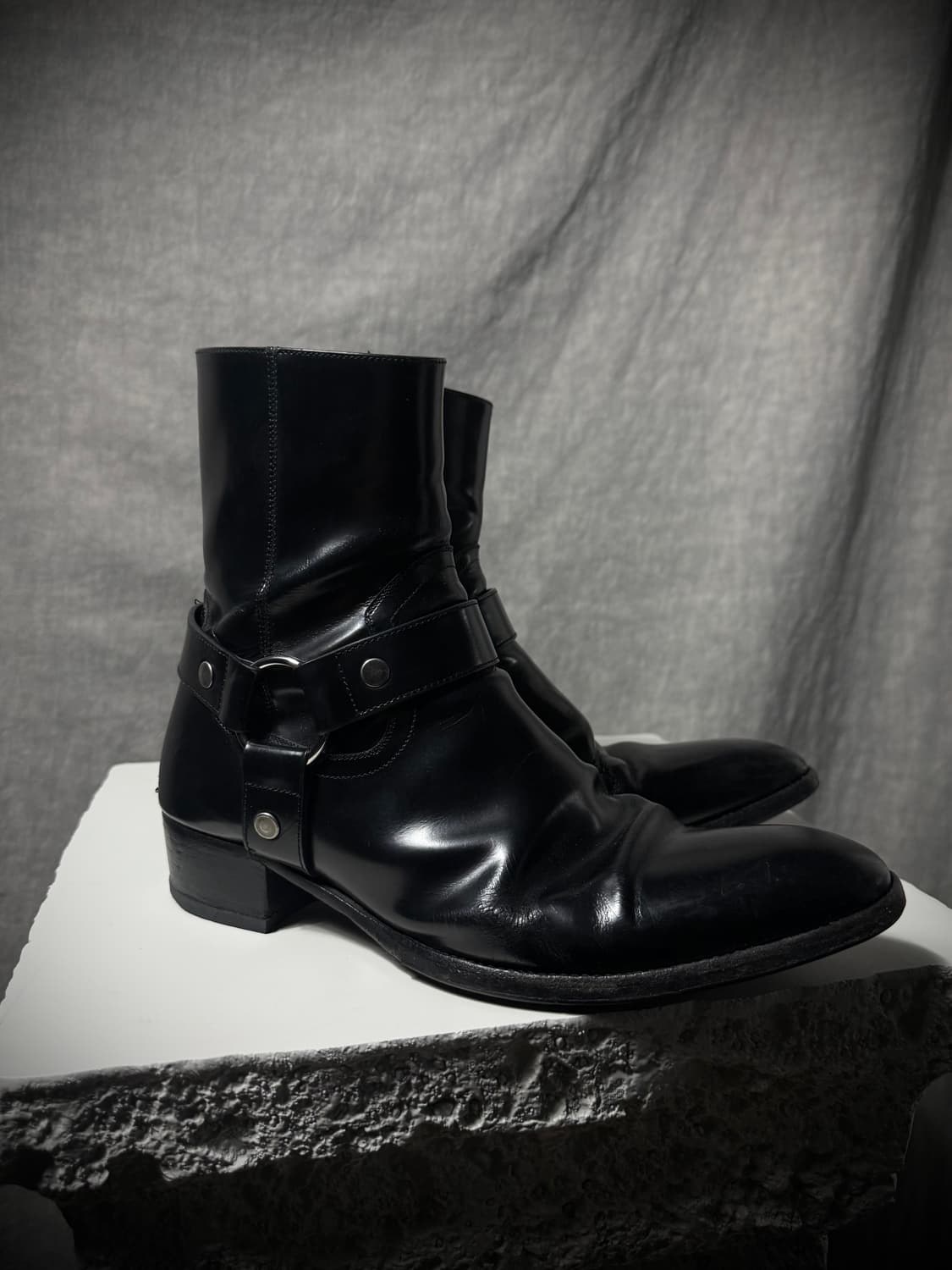 Saint Laurent Harness Boots  상품이미지3