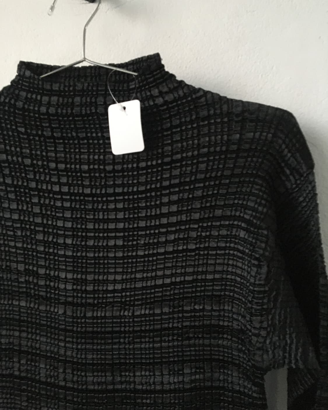 Pleats high neck sleeve 상품이미지2