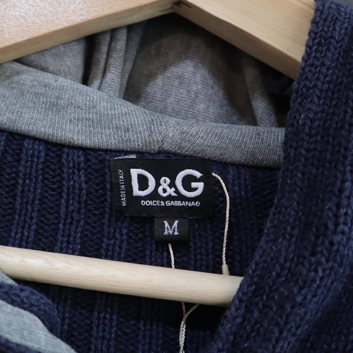 돌체앤가바나 스펠아웃 풀집업 니트 상품이미지6