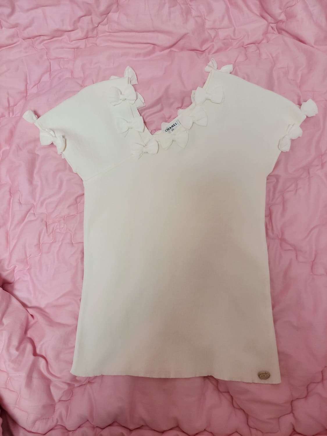 정품)급처상태좋음!샤넬 리본 골지 니트 티 블라우스 40사이즈 상품이미지1