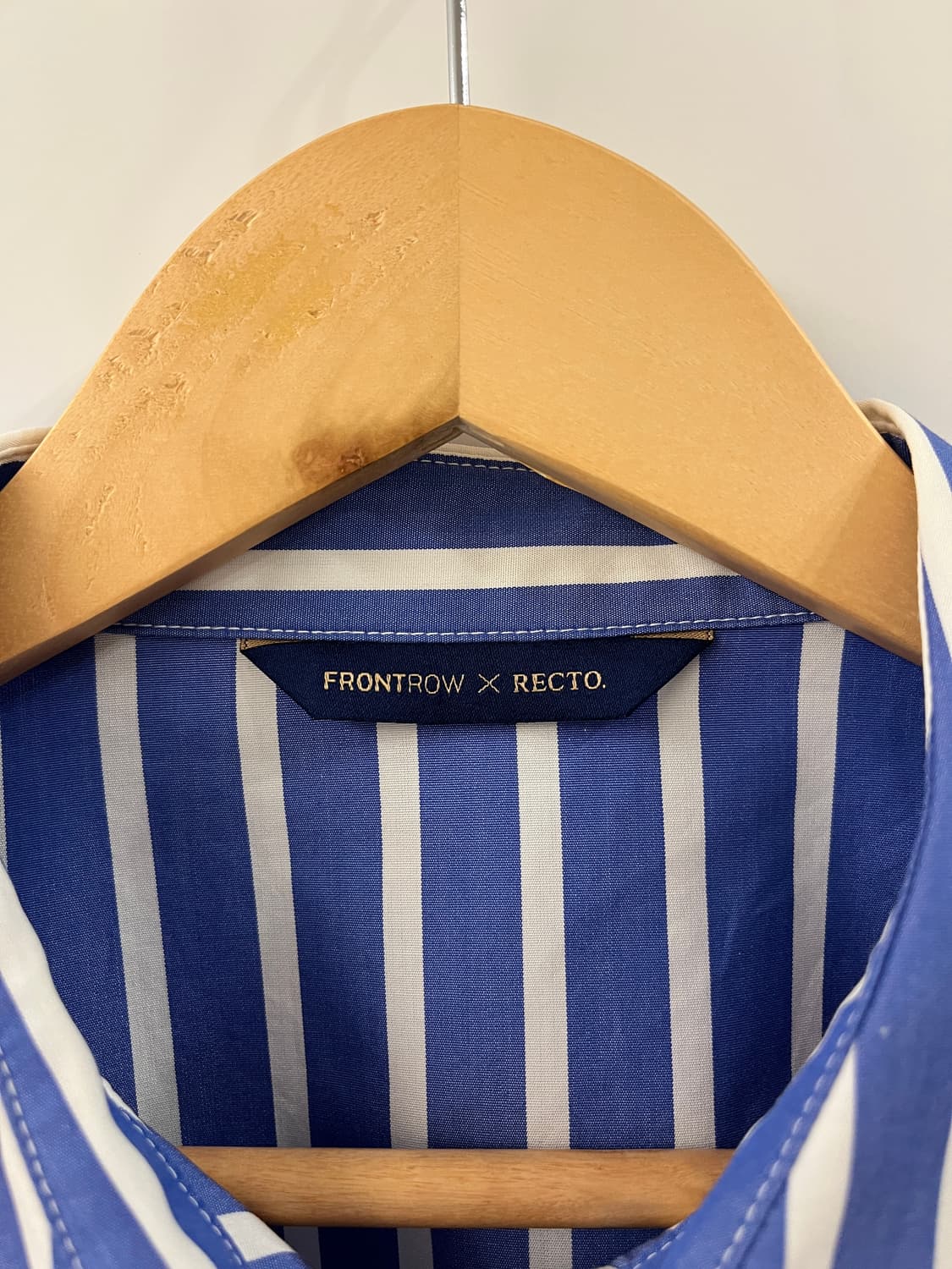 프론트로우 X 렉토 콜라보 스트라이프 셔츠 상품이미지3