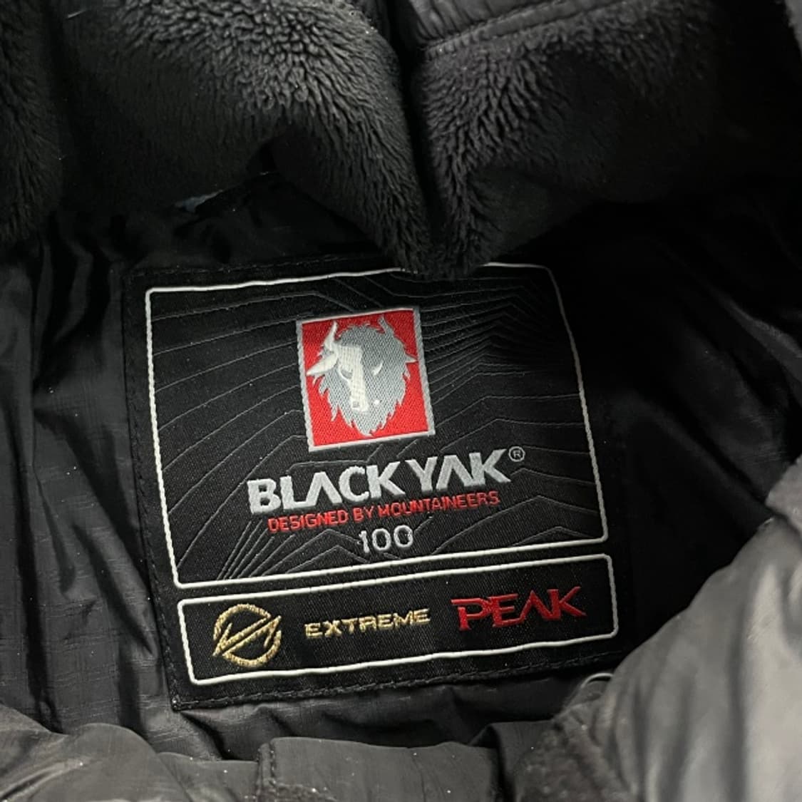 100 블랙야크 패딩 상품이미지3