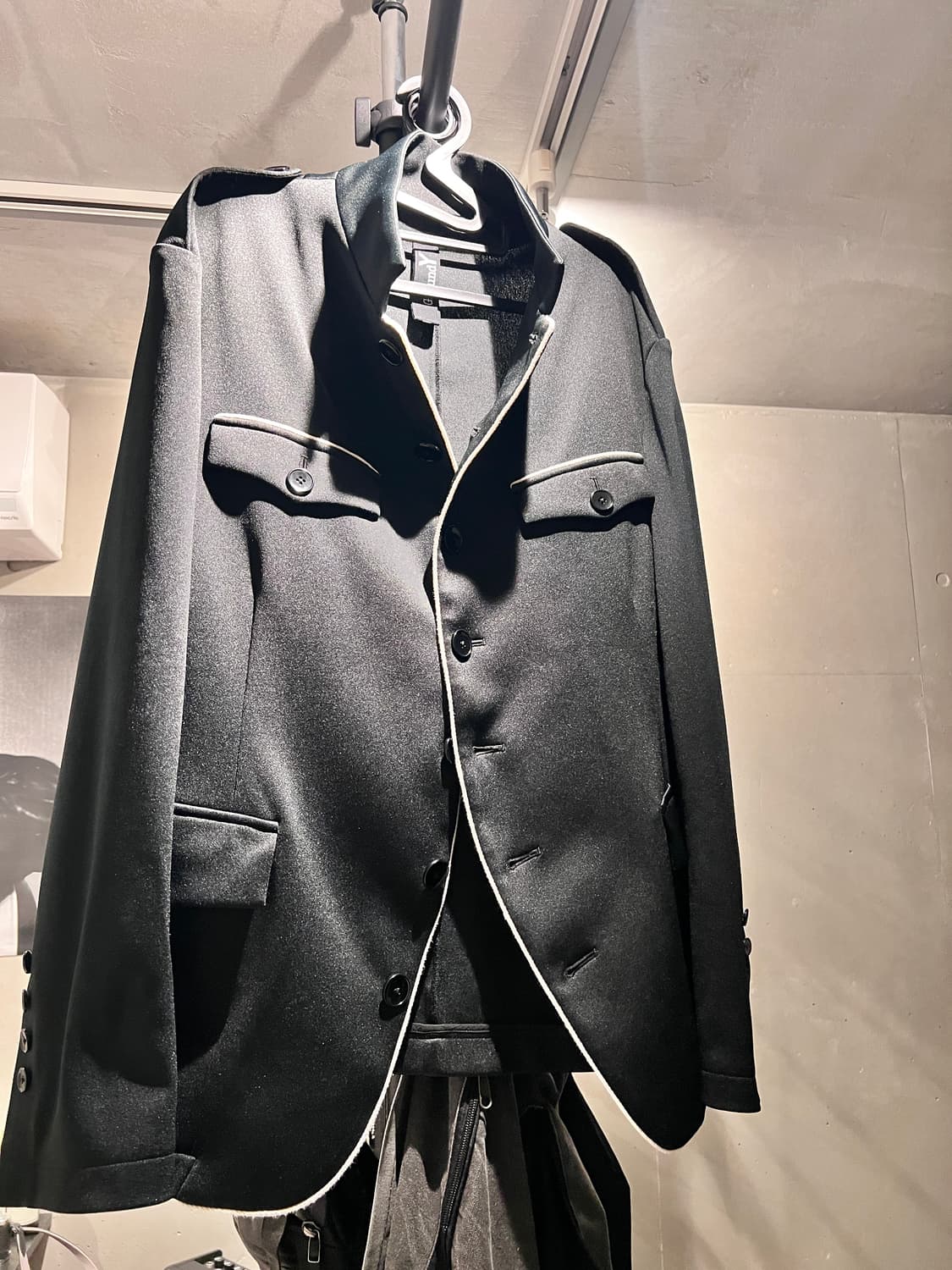 요지야마모토 groundy / 파이핑 밀리터리 자켓 상품이미지1