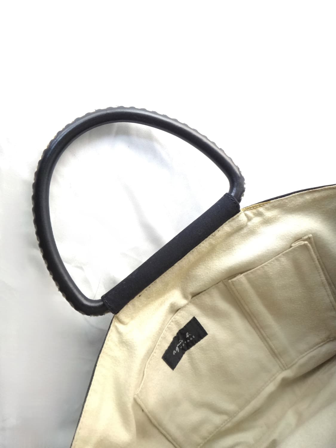 AGNES B stitch hobo bag / black 상품이미지5