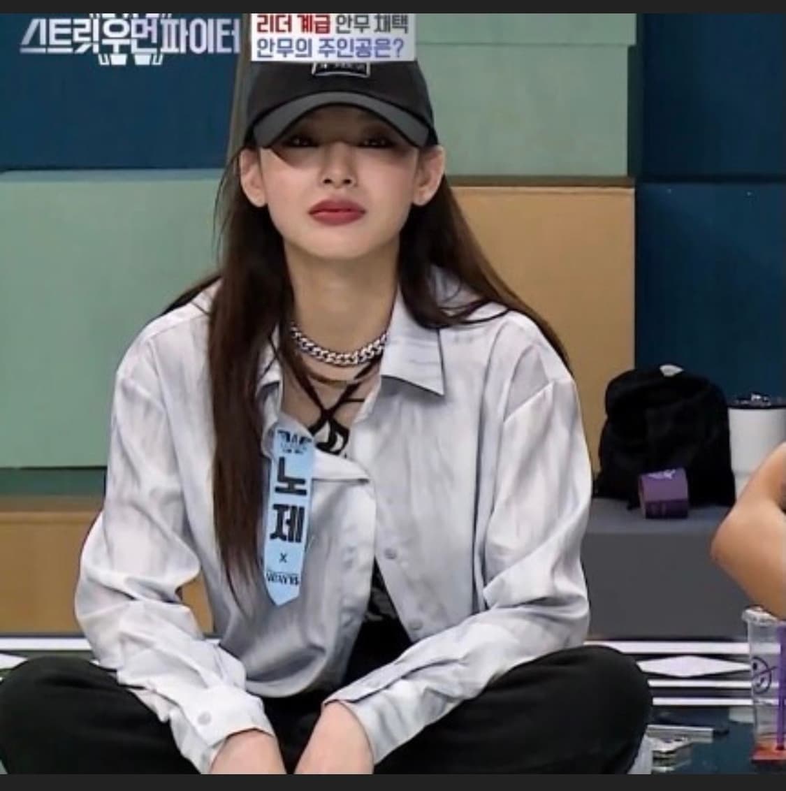 블랙업 타이다이 셔츠 노제 착용 상품이미지2