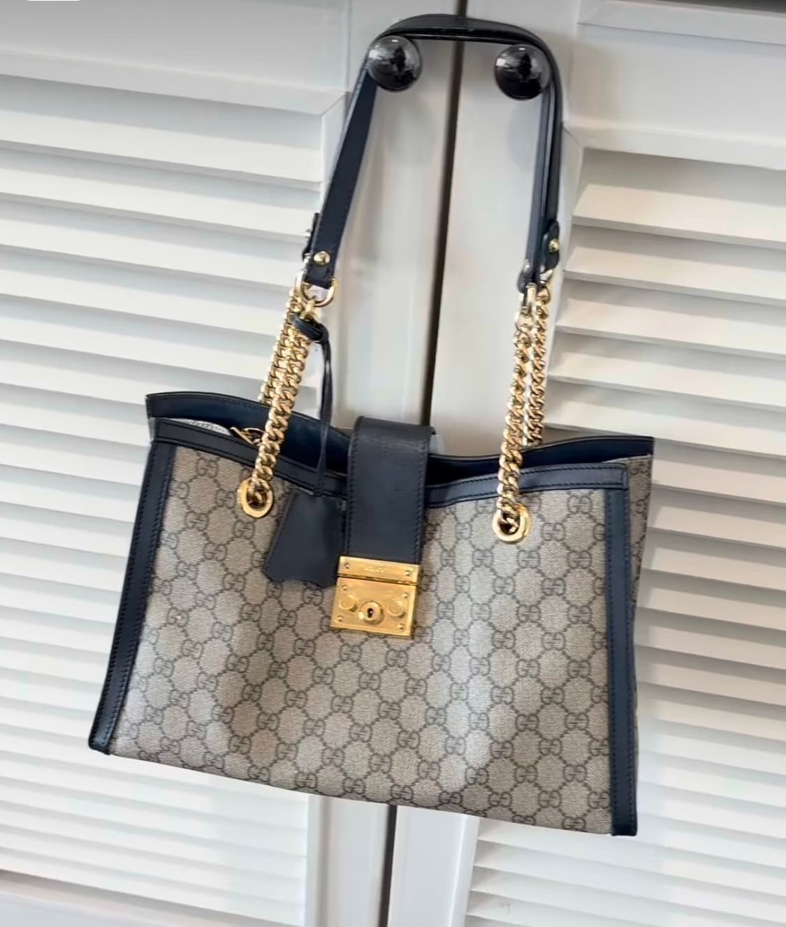 구찌 수프림 GG 블랙 트리밍 가방 상품이미지1