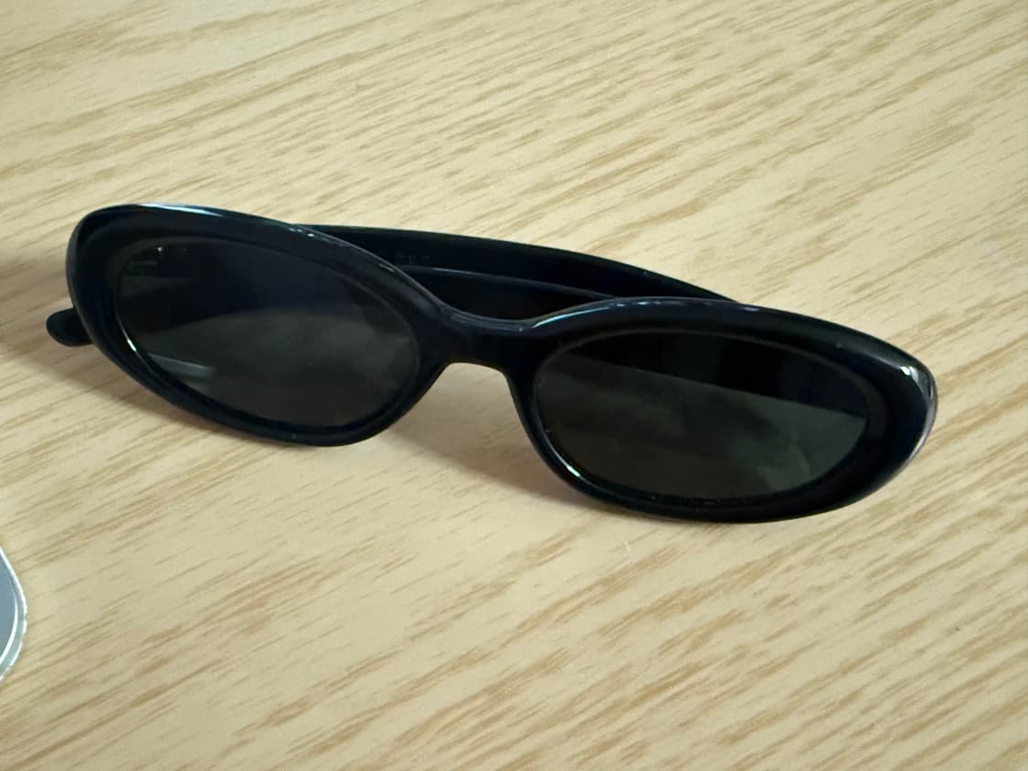 젠틀몬스터 반도네온 블랙 제니 착용 상품이미지7