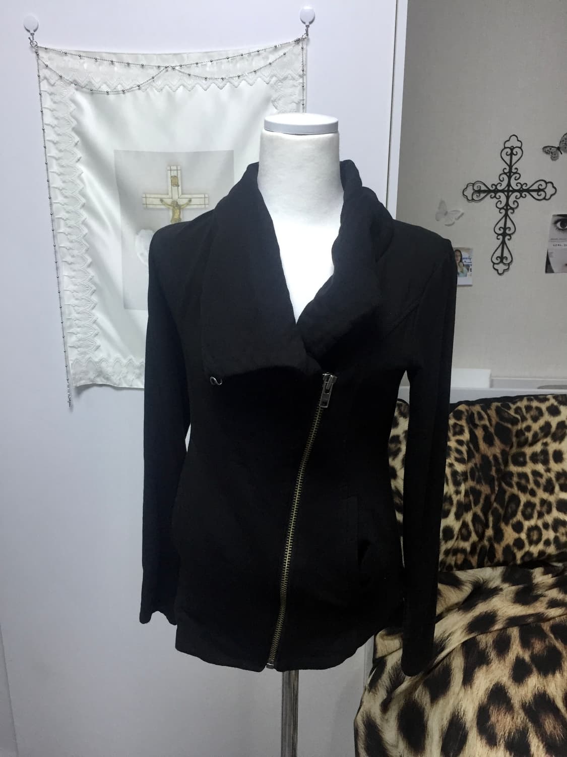 헬무트랭 사선 지퍼 디테일 집업 상품이미지2