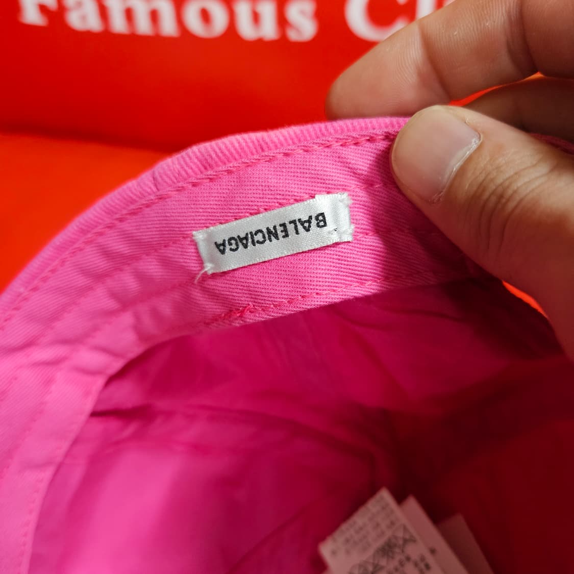 (국내매장)발렌시아가 시그니쳐 자수 로고 볼캡 L size 상품이미지5