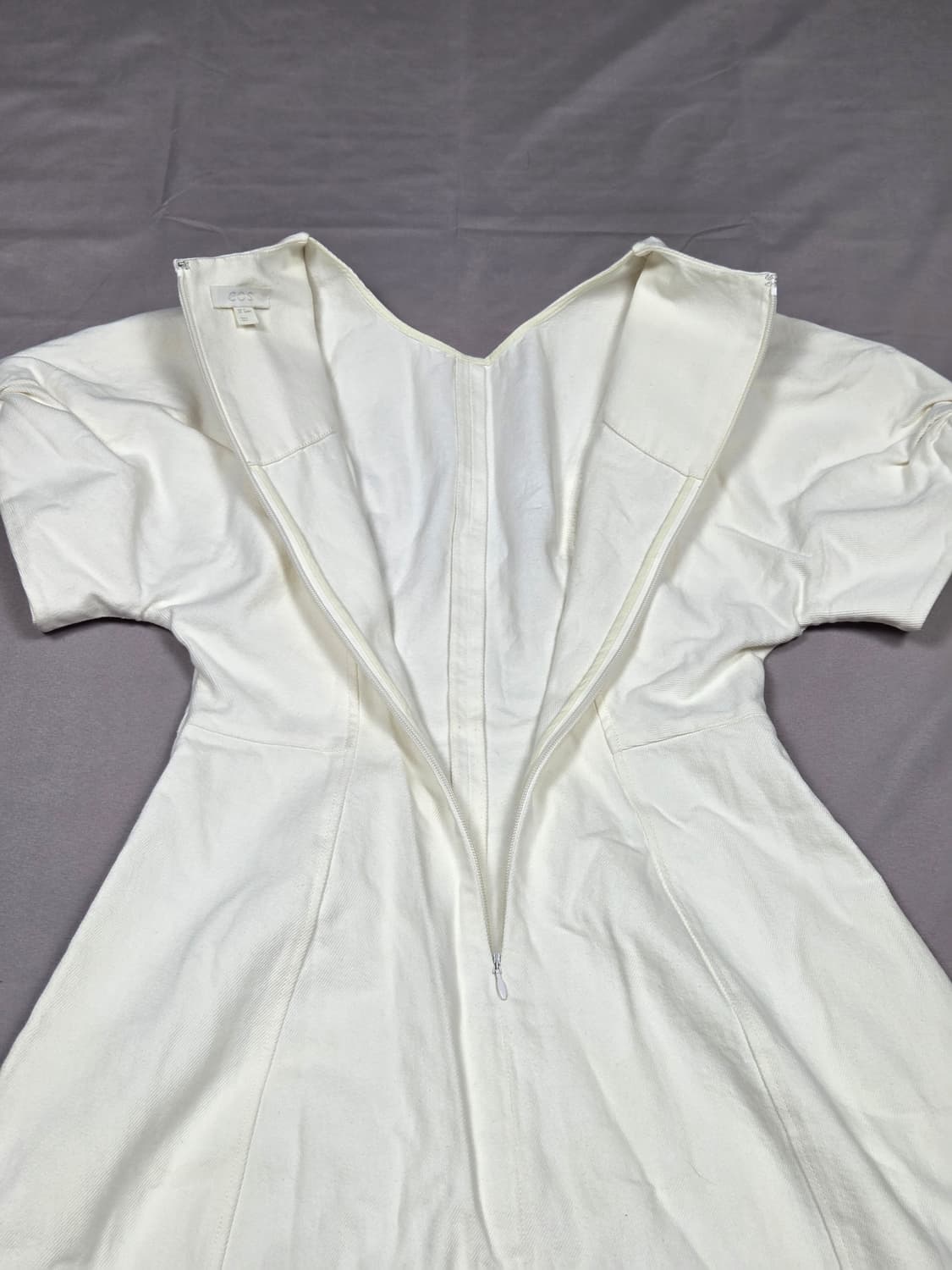 [COS] 퍼프 슬리브 패널 코튼 원피스 | A00154 상품이미지6