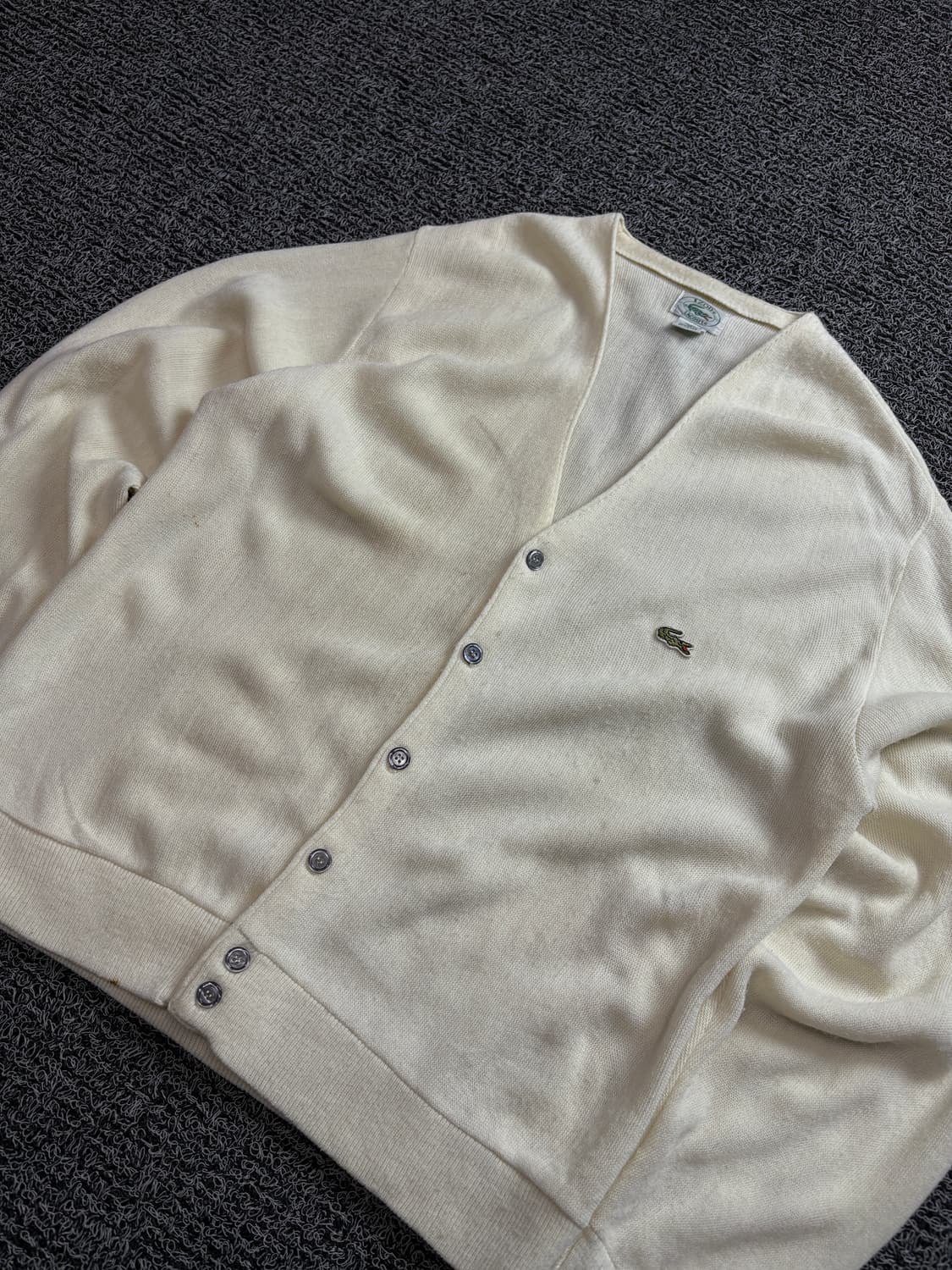 라코스테 자수로고 아카이브 미니멀 박시핏 가디건 1581 상품이미지3